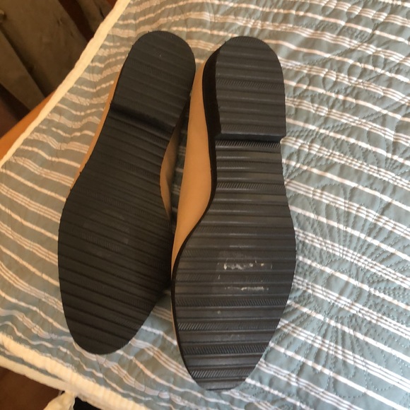 Bottega Veneta slip on flats - Picture 2 of 5